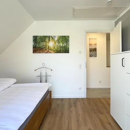 Am Dahmer Leuchtturm 23c Holiday home *