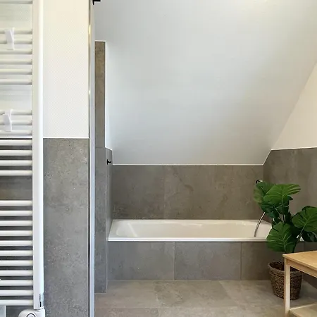 Am Dahmer Leuchtturm 23c *